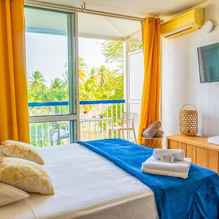 לה גוסייר Chaleureux Studio Avec Balcon Face A La Mer - Maripa מראה חיצוני תמונה