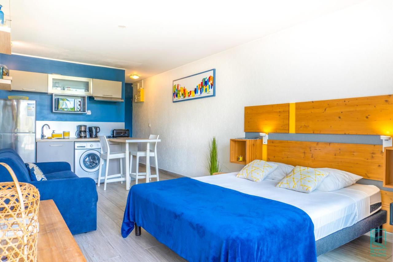 לה גוסייר Chaleureux Studio Avec Balcon Face A La Mer - Maripa מראה חיצוני תמונה